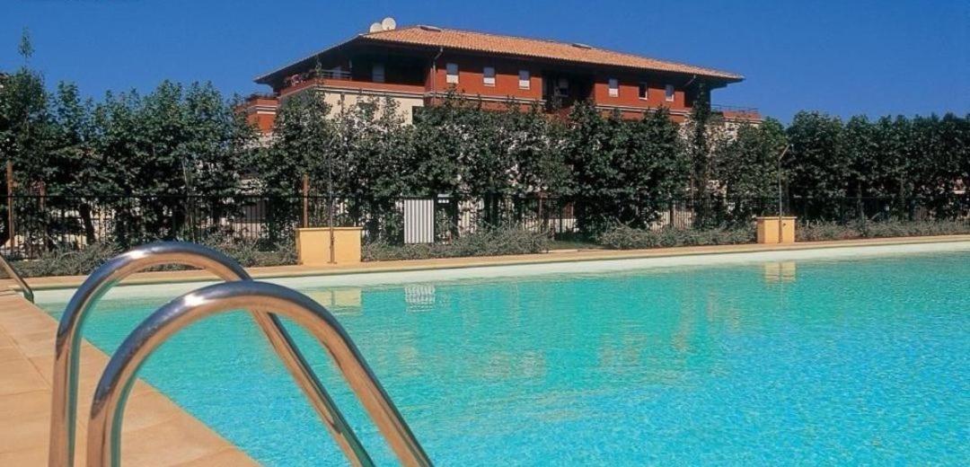 Superbe T2 Confort & Elegance Parking Prive & Piscine Marseille